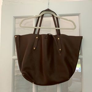 Brown leather tote bag